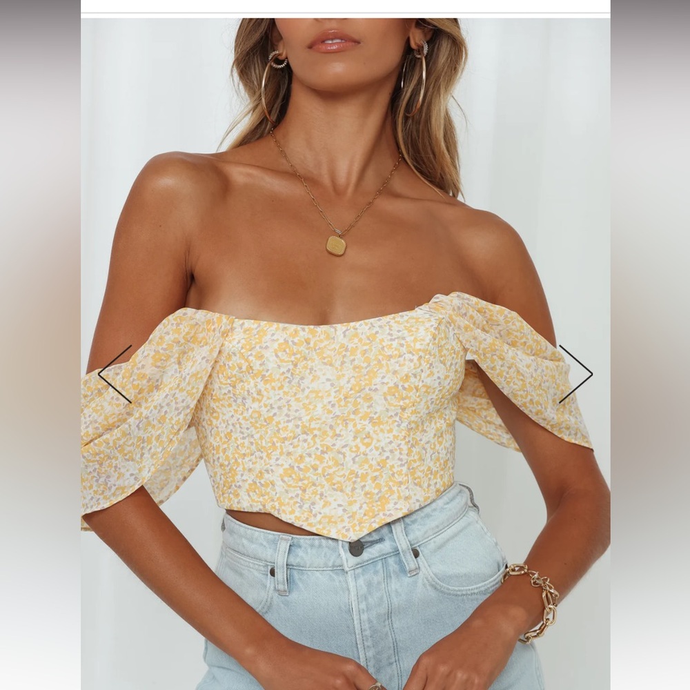 Hello Molly cropped off the shoulder top - Yellow